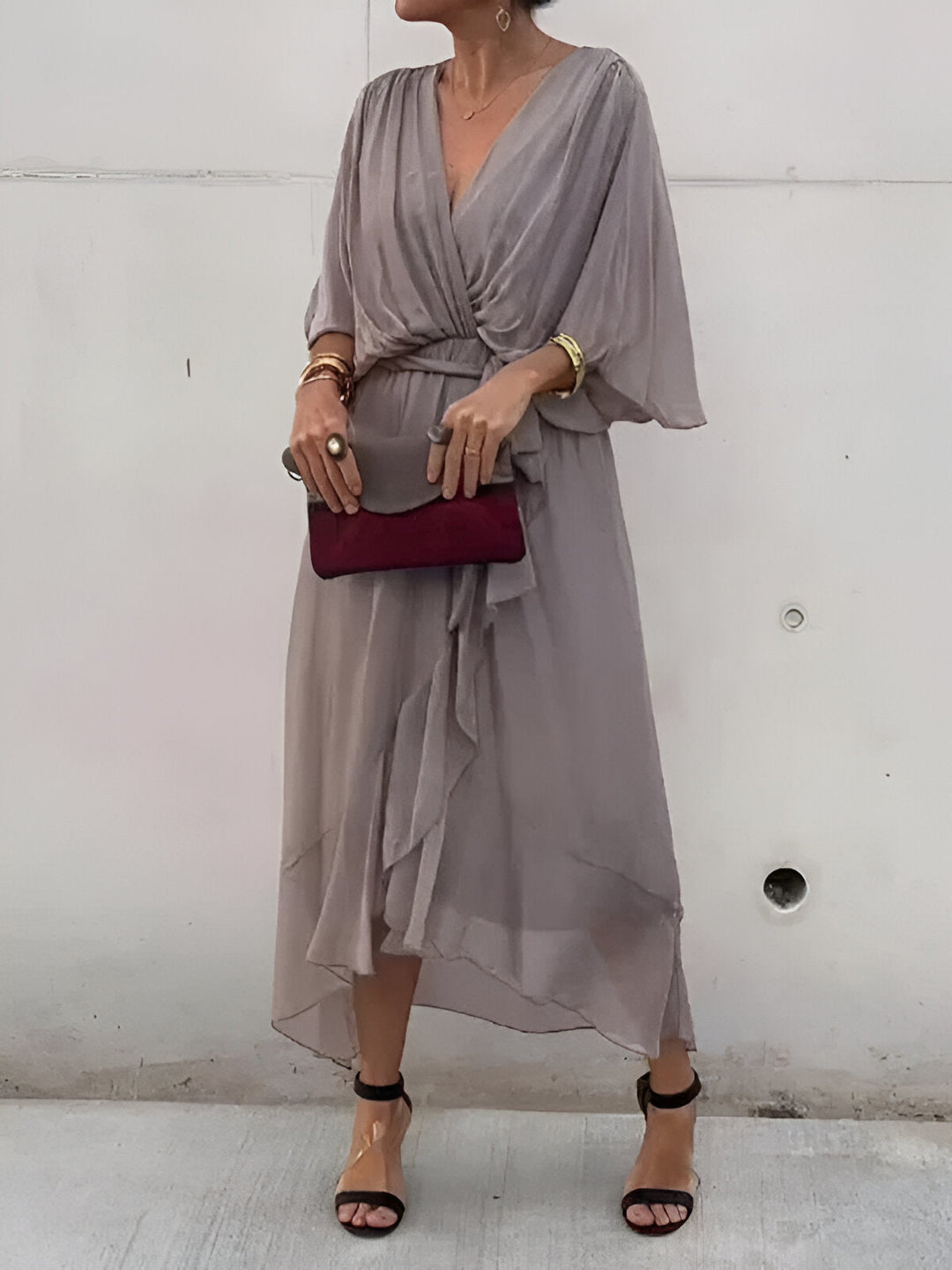 Monica – Dress with V-Neck